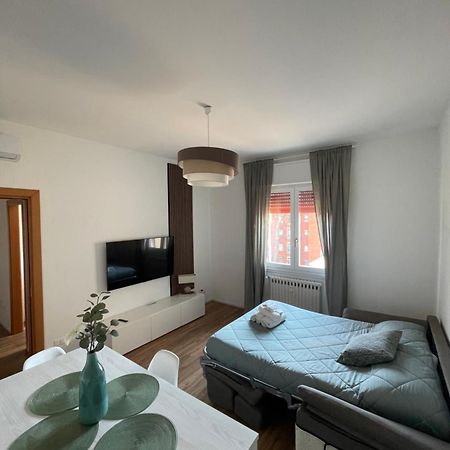 Soleo Guesthouse Монца Екстер'єр фото