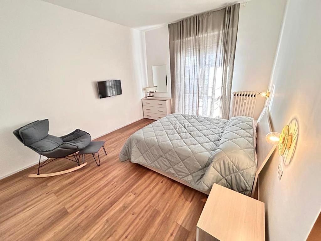 Soleo Guesthouse Монца Екстер'єр фото